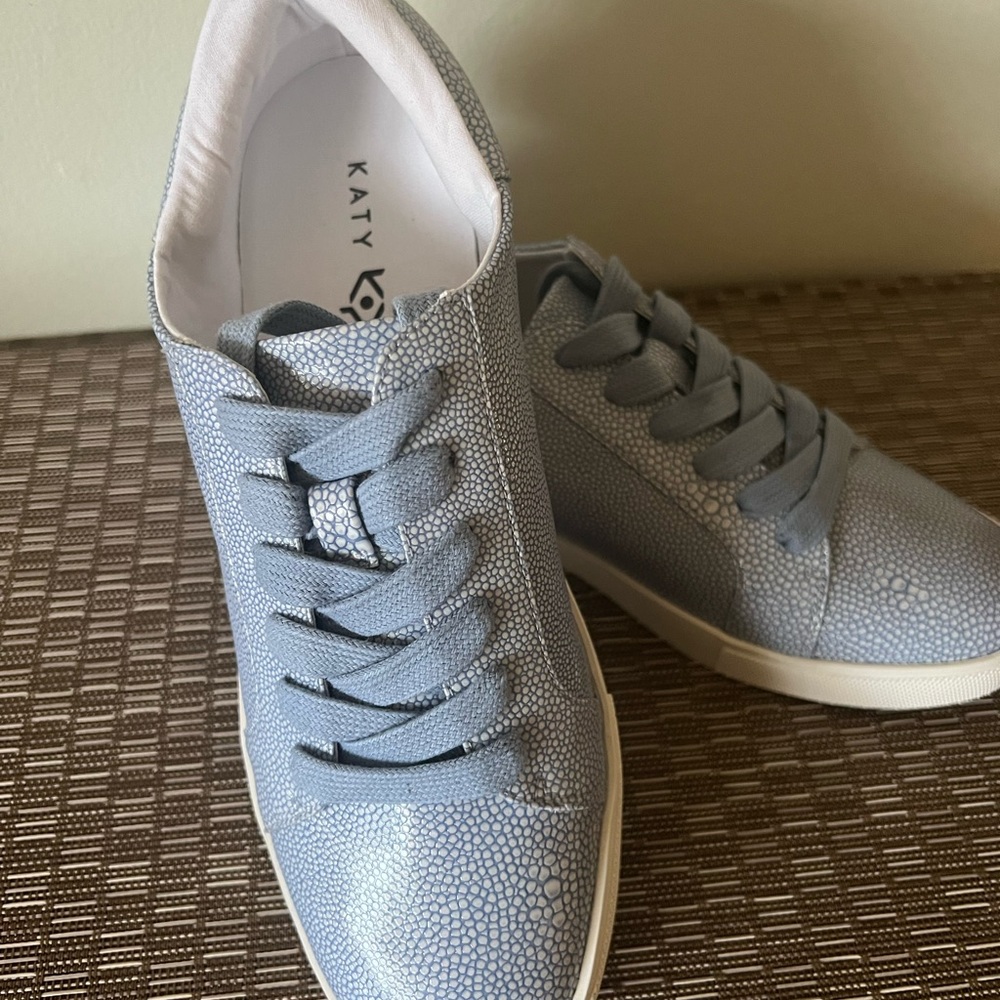 Katy Perry Rizzo sneakers size 7.5
